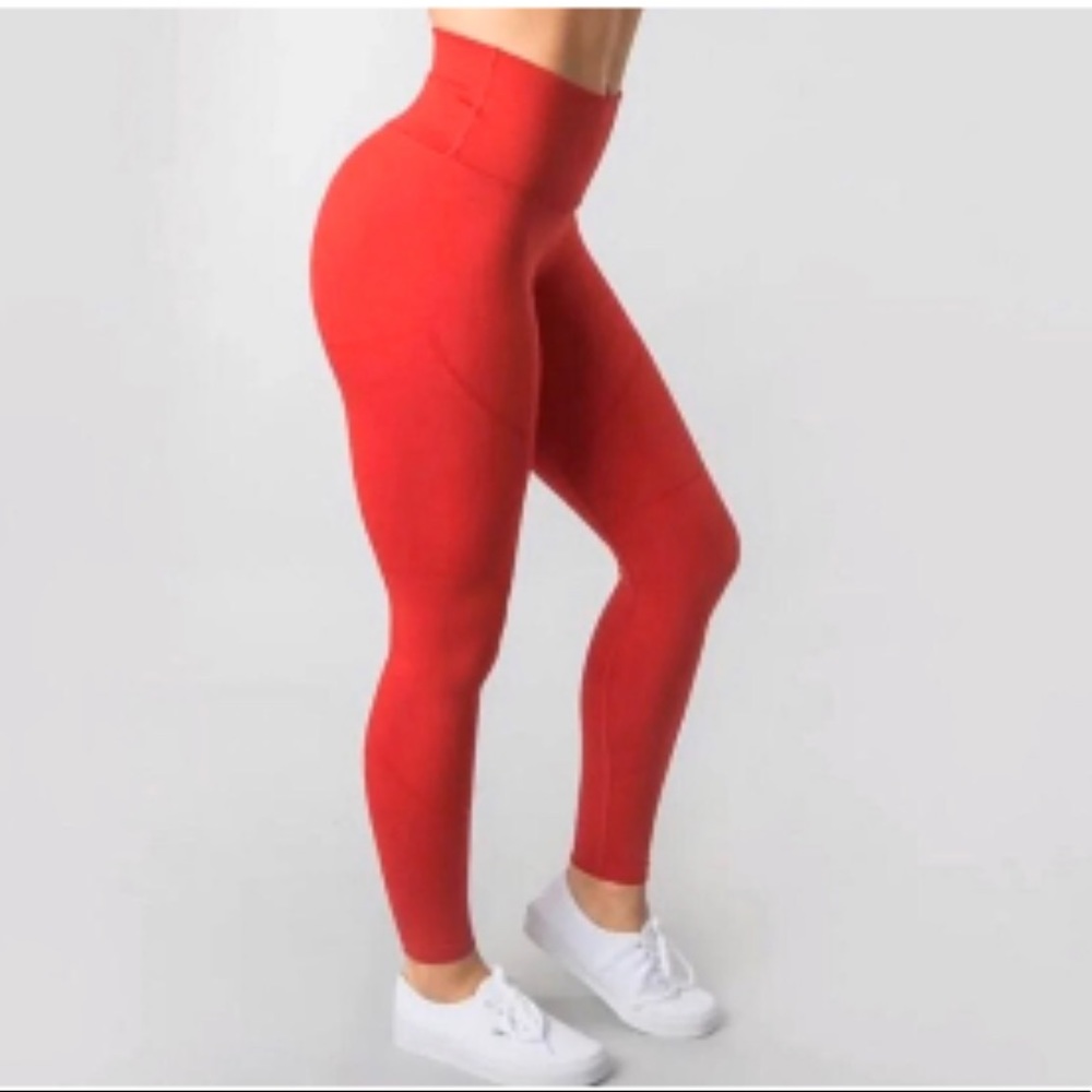 Alphalete revival legging